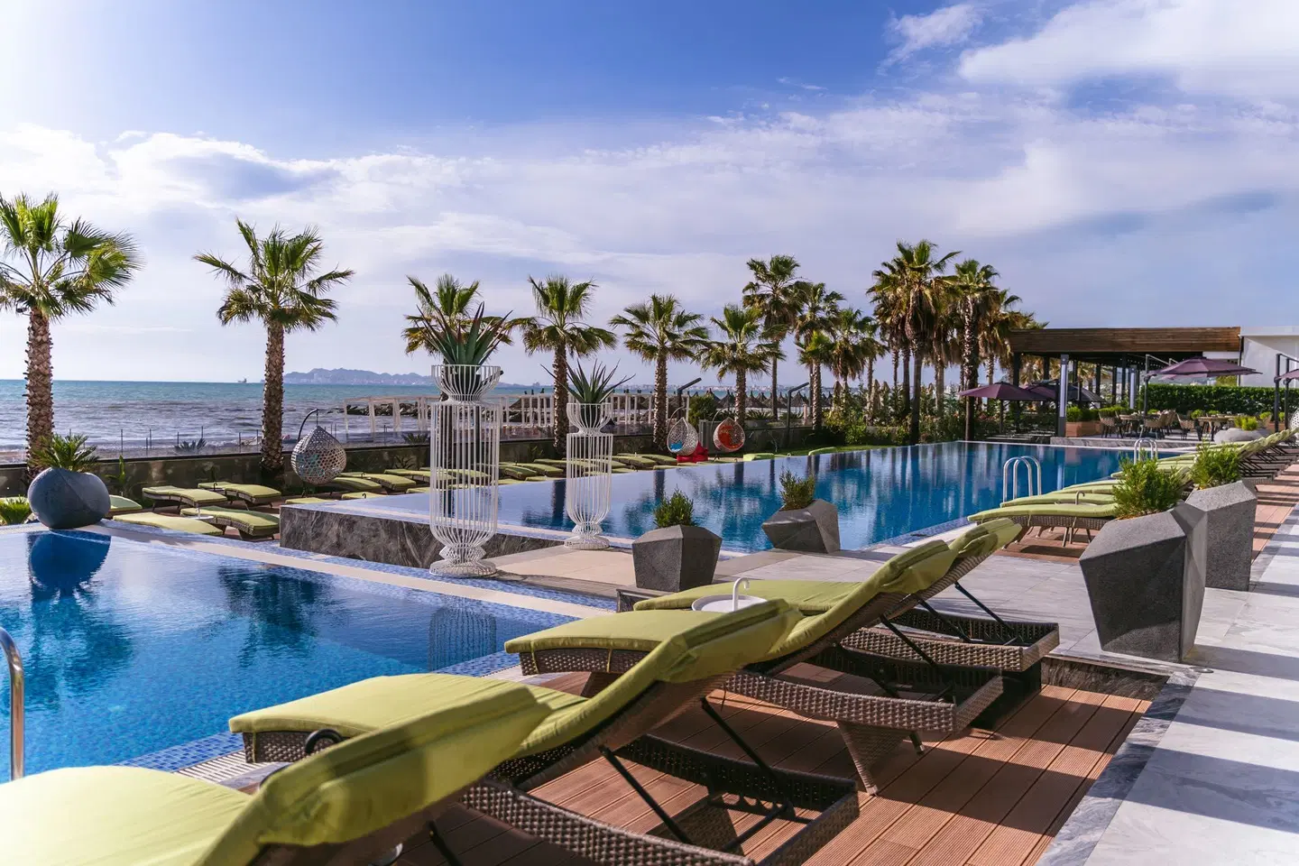 Pinea Hotel Resort & Spa OUTDOOR_POOL