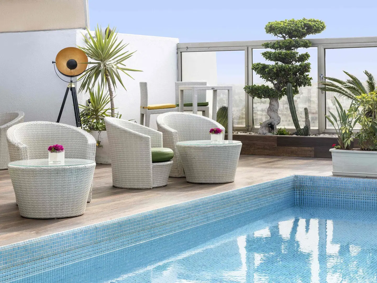 Mövenpick Hotel Casablanca OUTDOOR_POOL