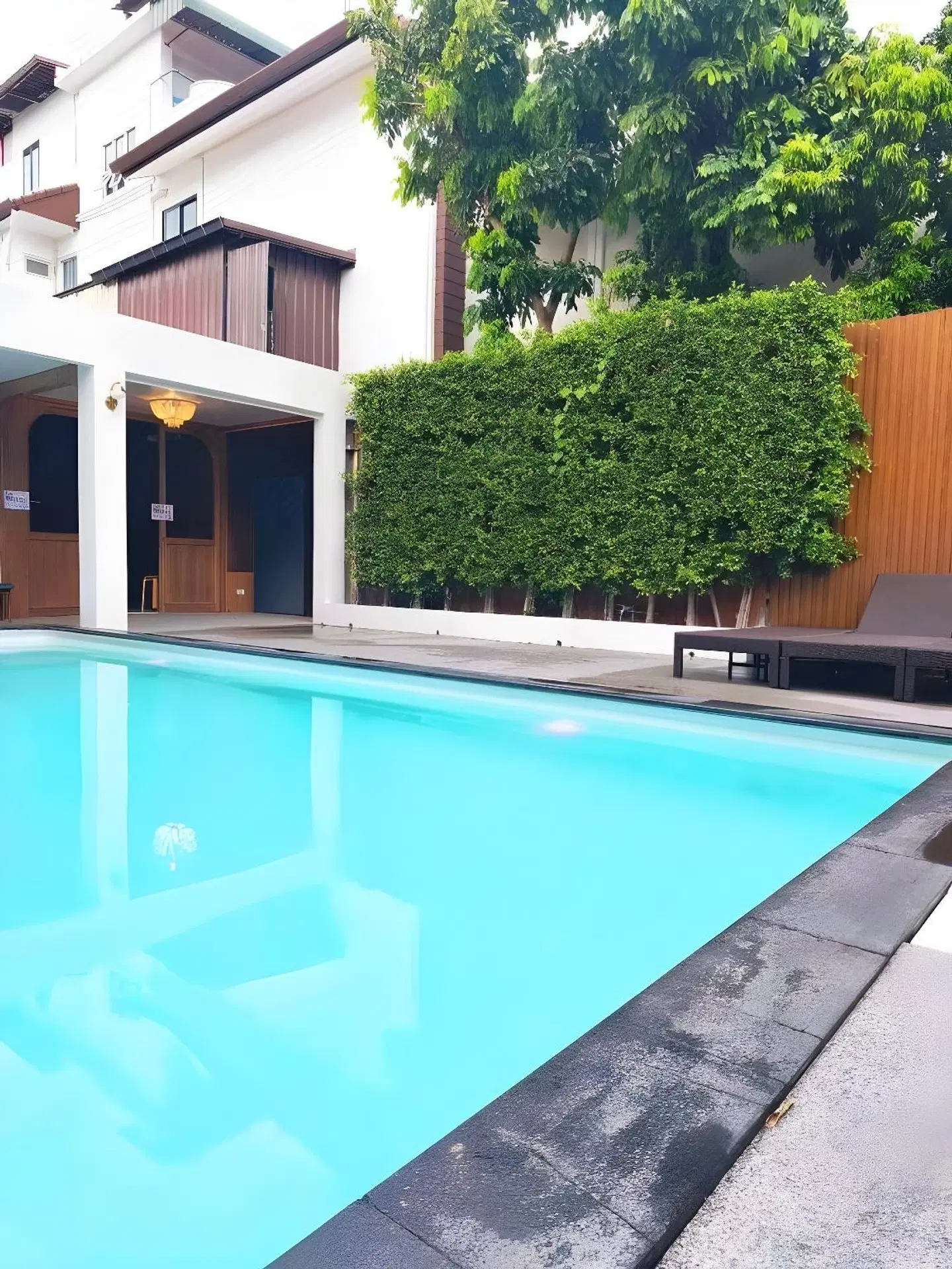 The Wing Lanna Hotel OUTDOOR_POOL