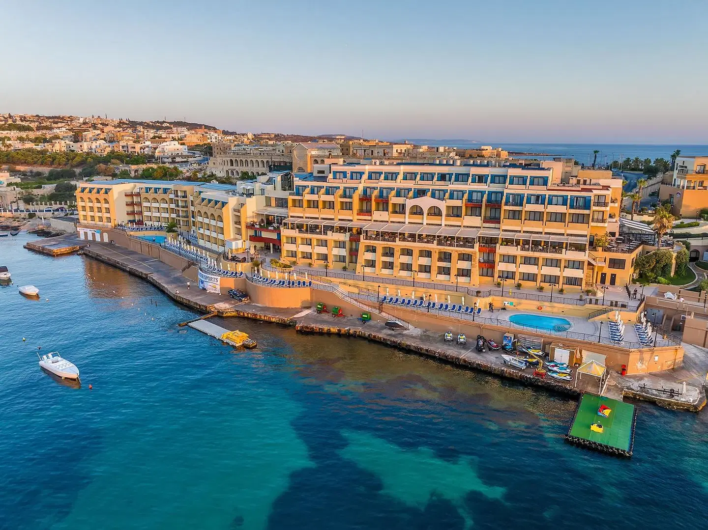 Verdi St. George's Bay Marina Strand