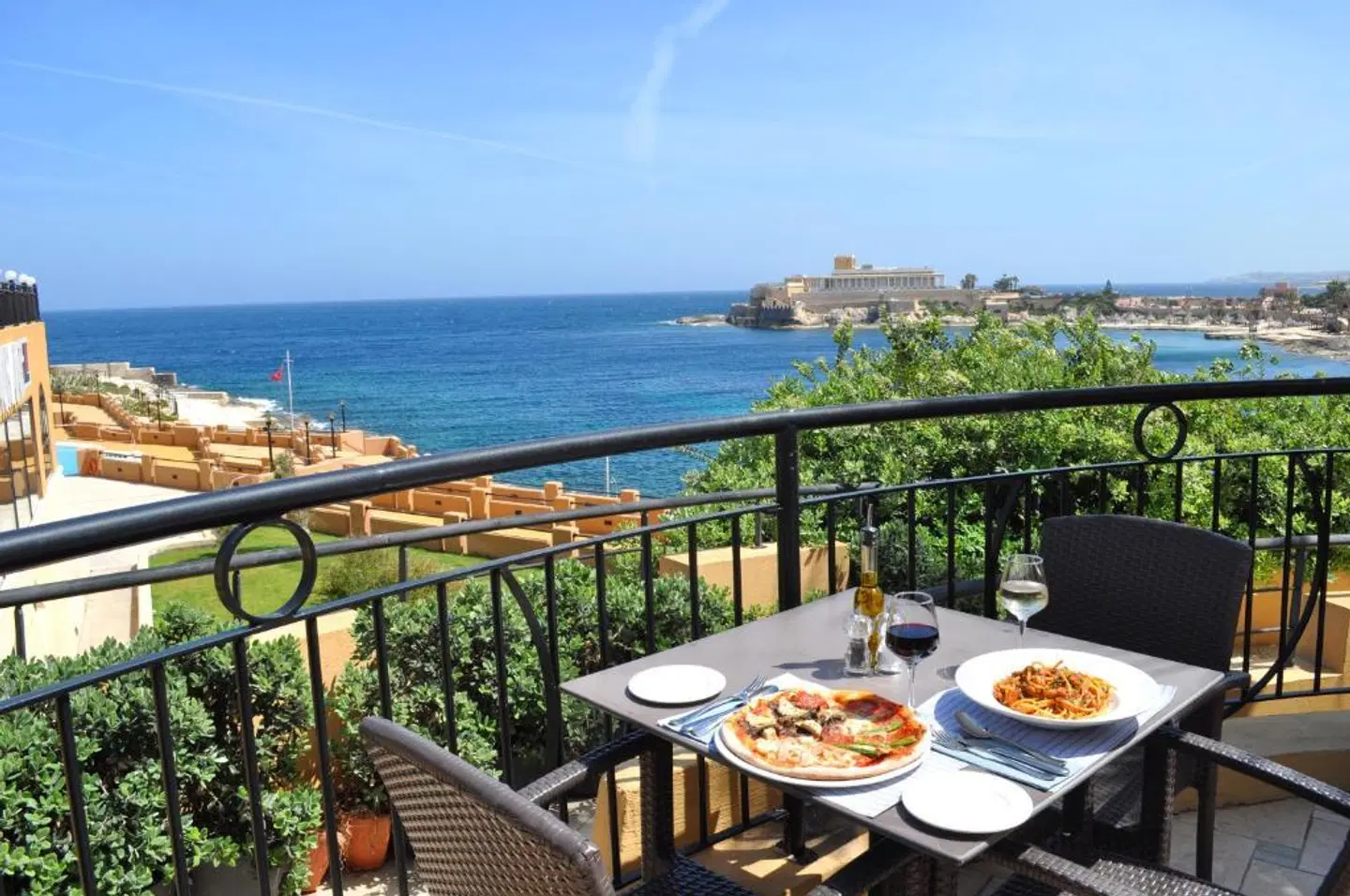 Verdi St. George's Bay Marina TERRACE