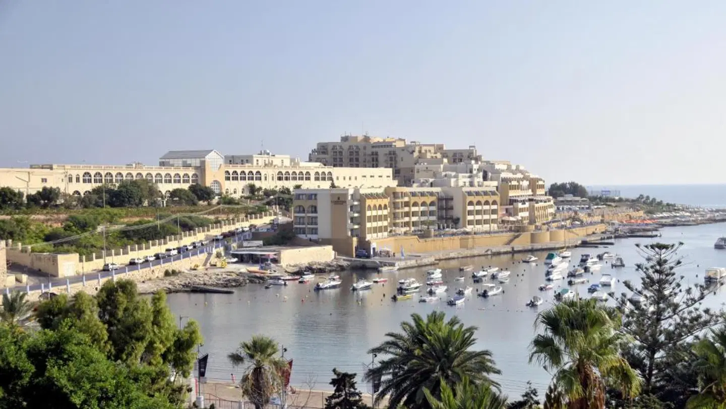 Verdi St. George's Bay Marina EXTERIOR