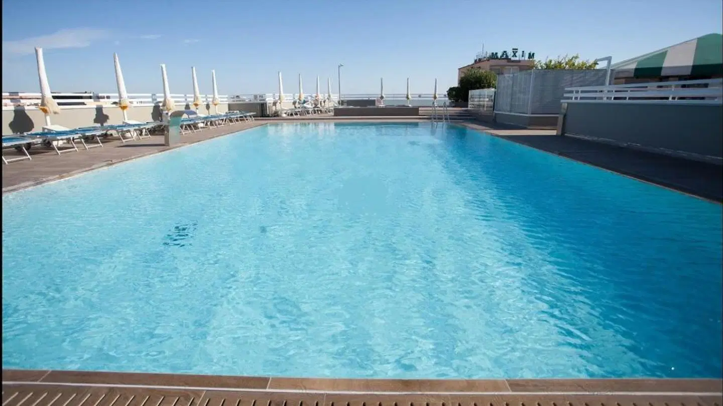 Hotel Principe Palace OUTDOOR_POOL