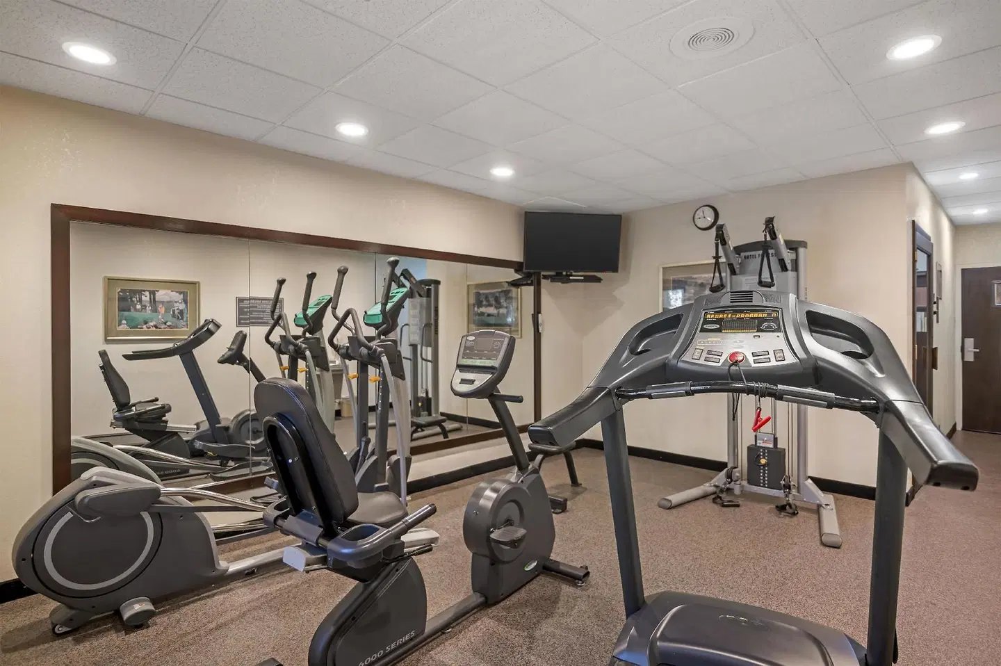 Best Western Suites Near Opryland SPORTS_AND_LEISURE