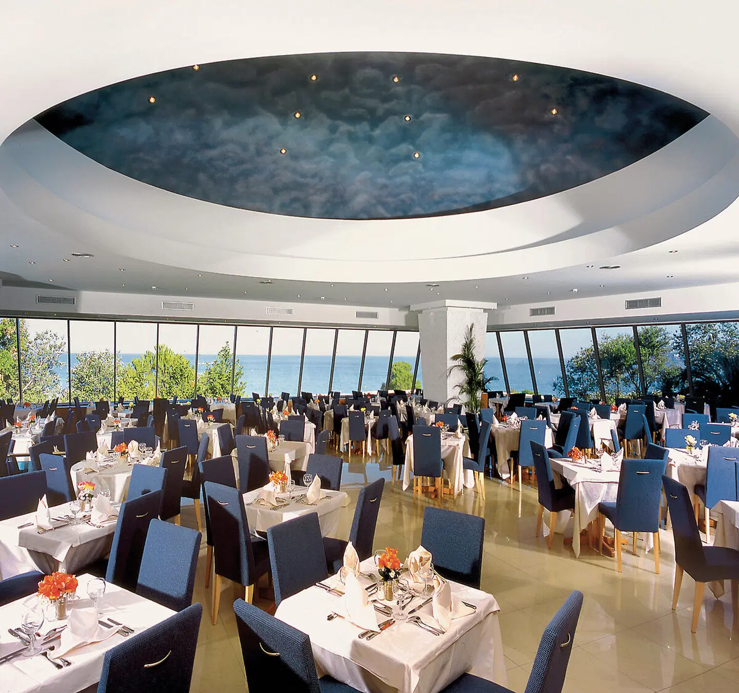 Calypso Beach RESTAURANT