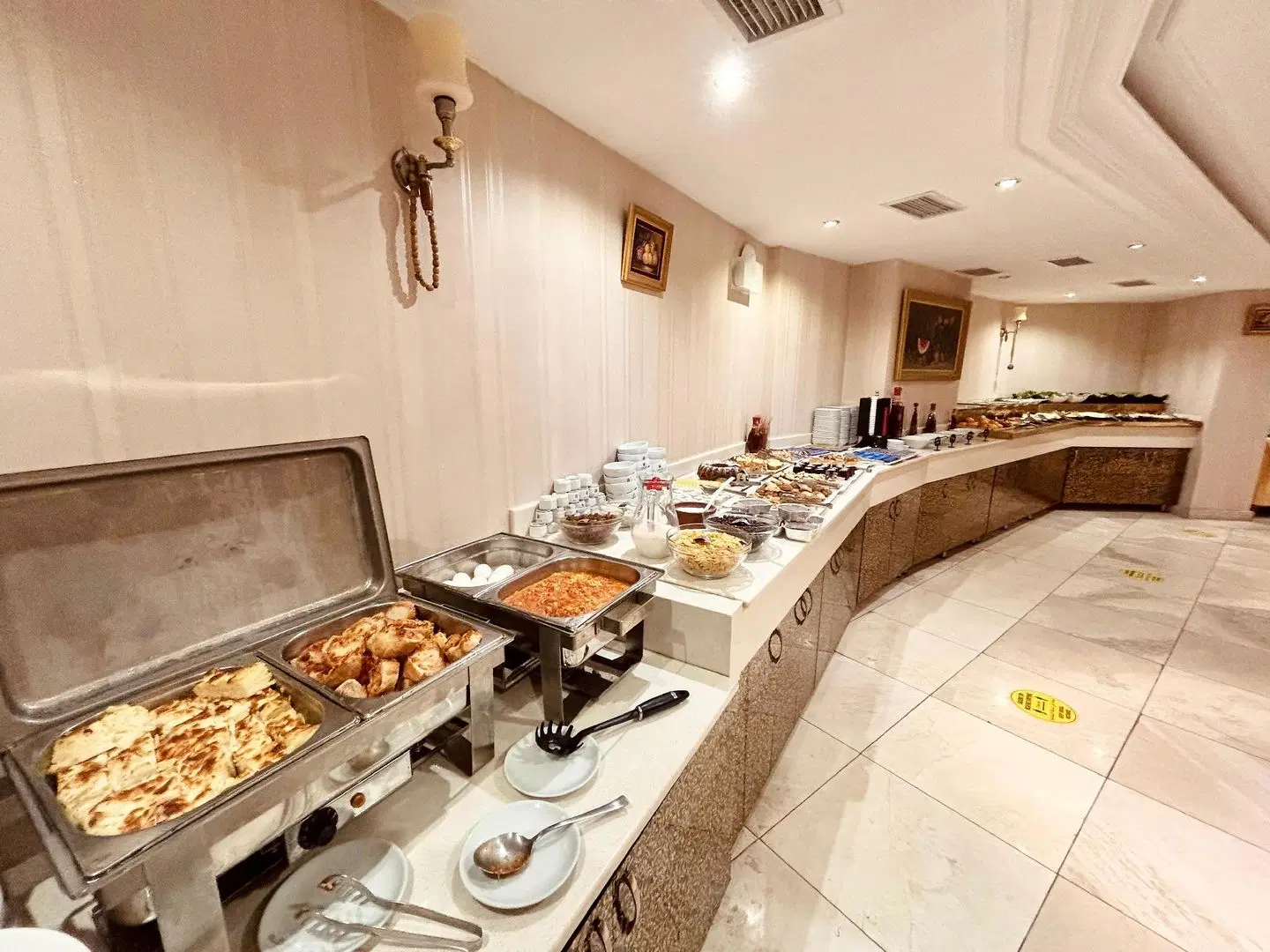 Askoc Hotel Restaurant