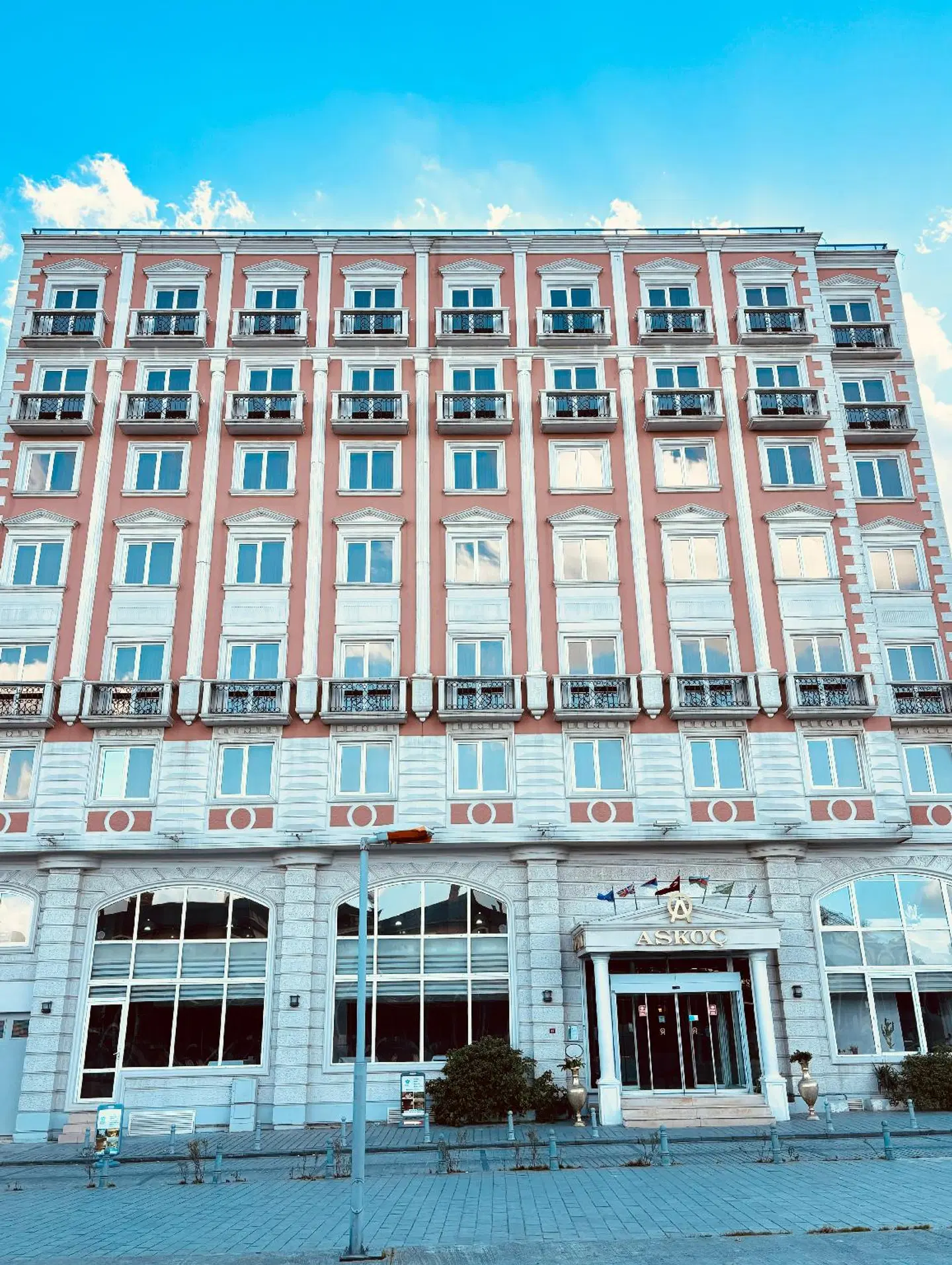 Askoc Hotel EXTERIOR