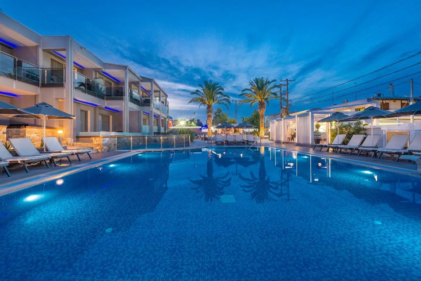 Dionysos Hotel & Suites OUTDOOR_POOL