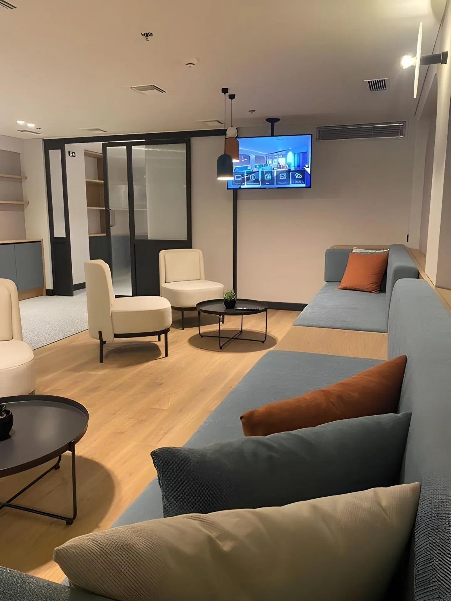 THIRTYNINE LOUNGE_LOBBY