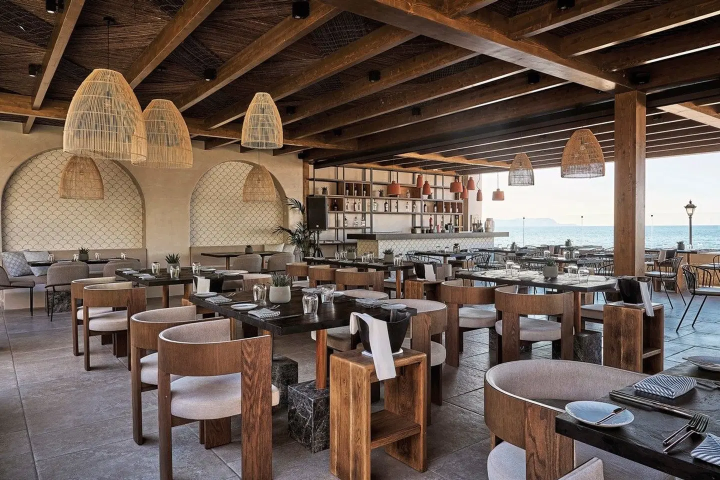 Stella Palace Bar