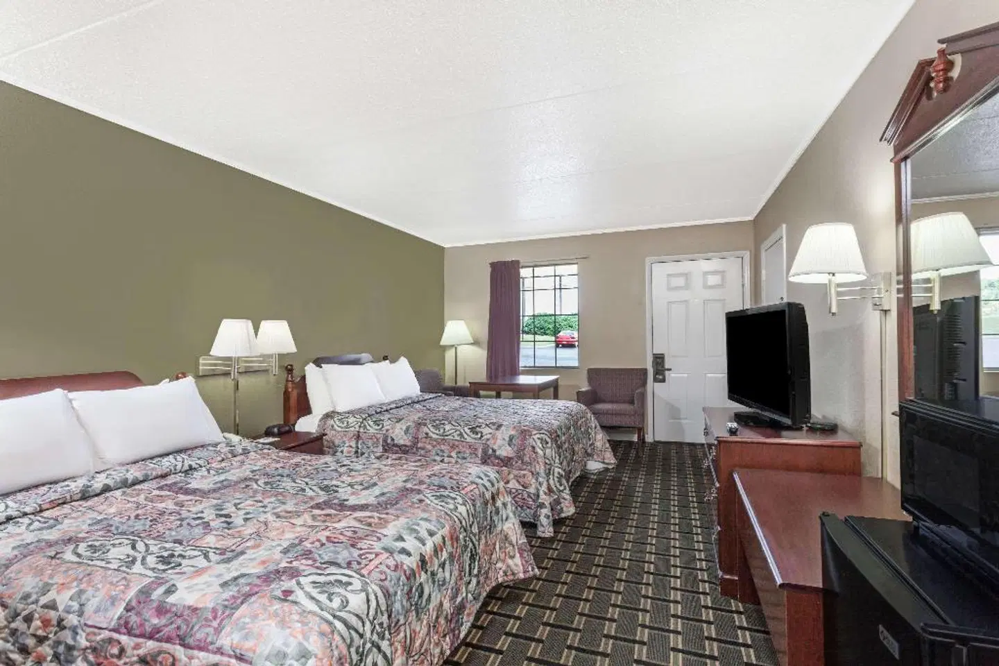Days Inn by Wyndham Lenoir City ROOM_EXAMPLE