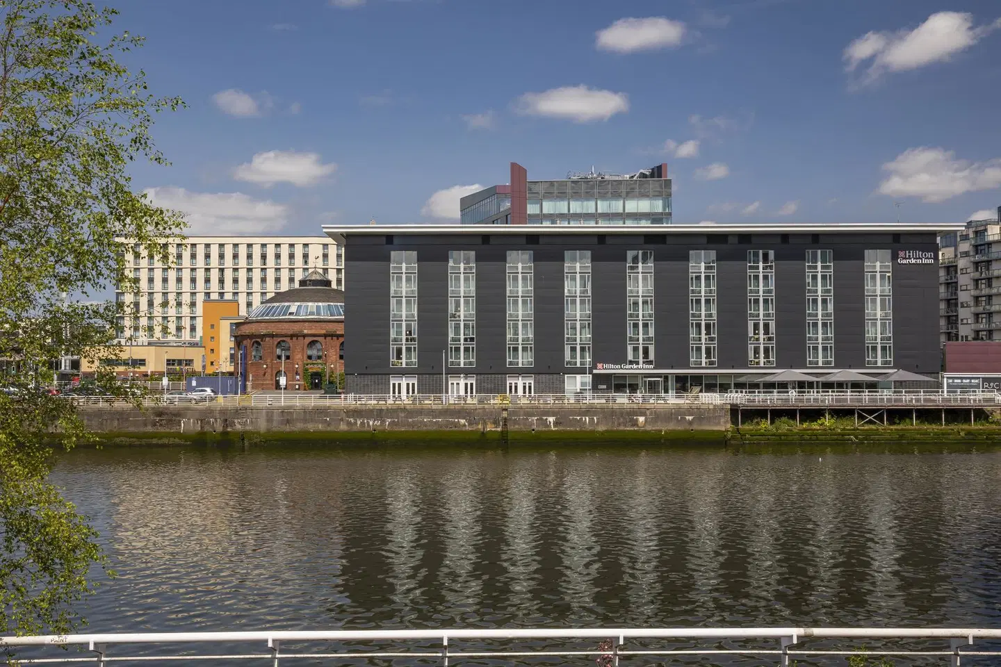 Hilton Garden Inn Glasgow City Centre EXTERIOR