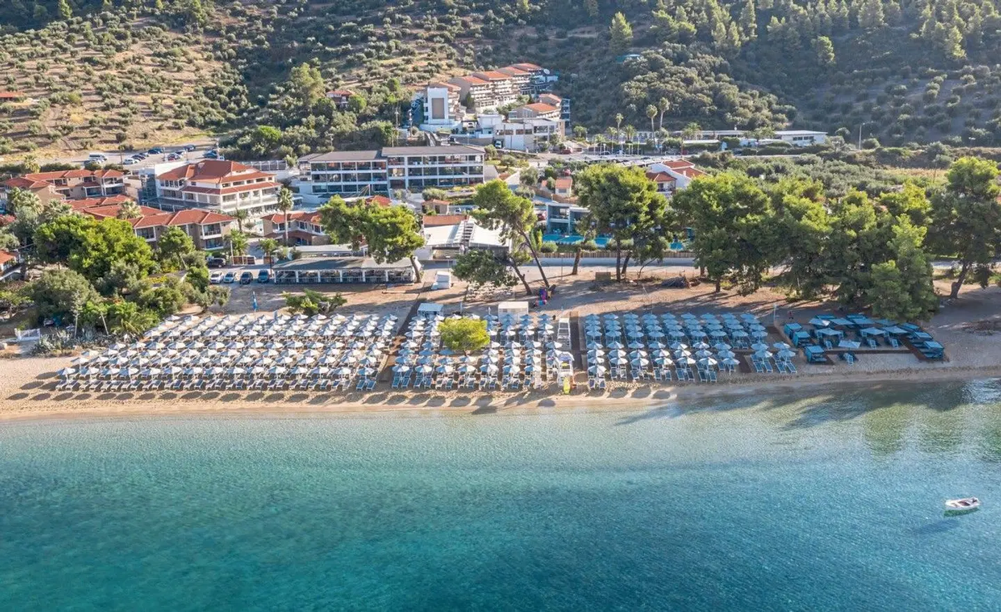 Lagomandra Beach Hotel EXTERIOR