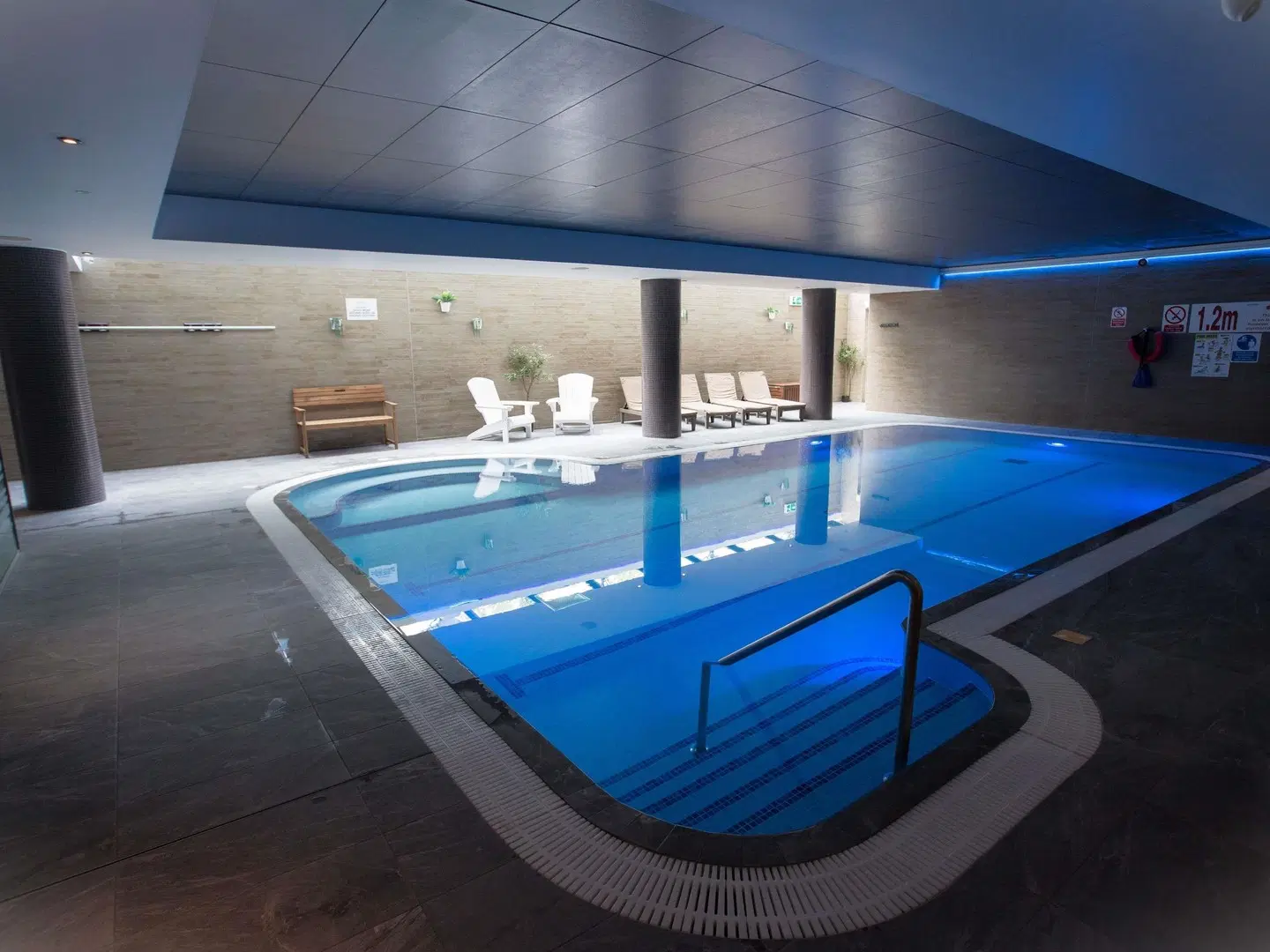 Novotel Edinburgh Park Hotel Hallenbad