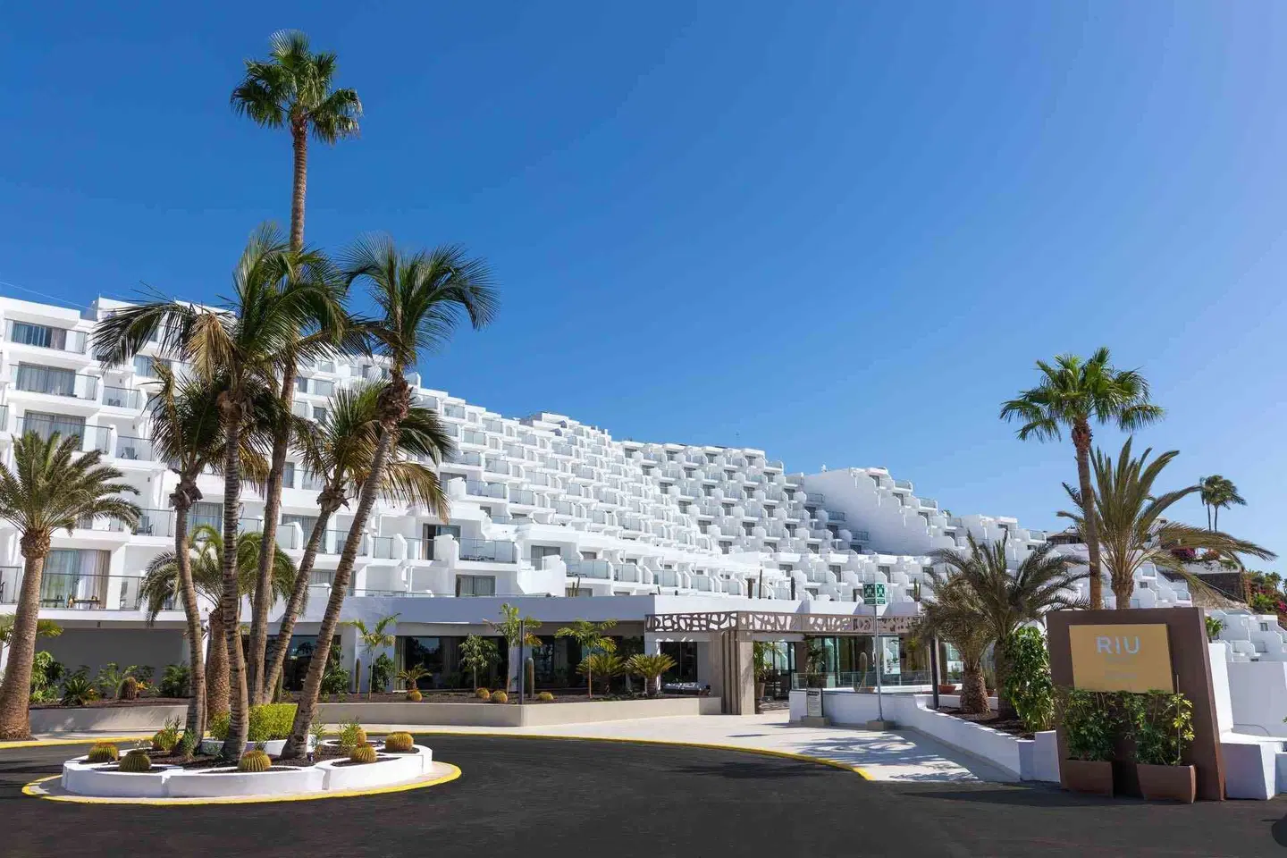Riu Palace Calypso EXTERIOR