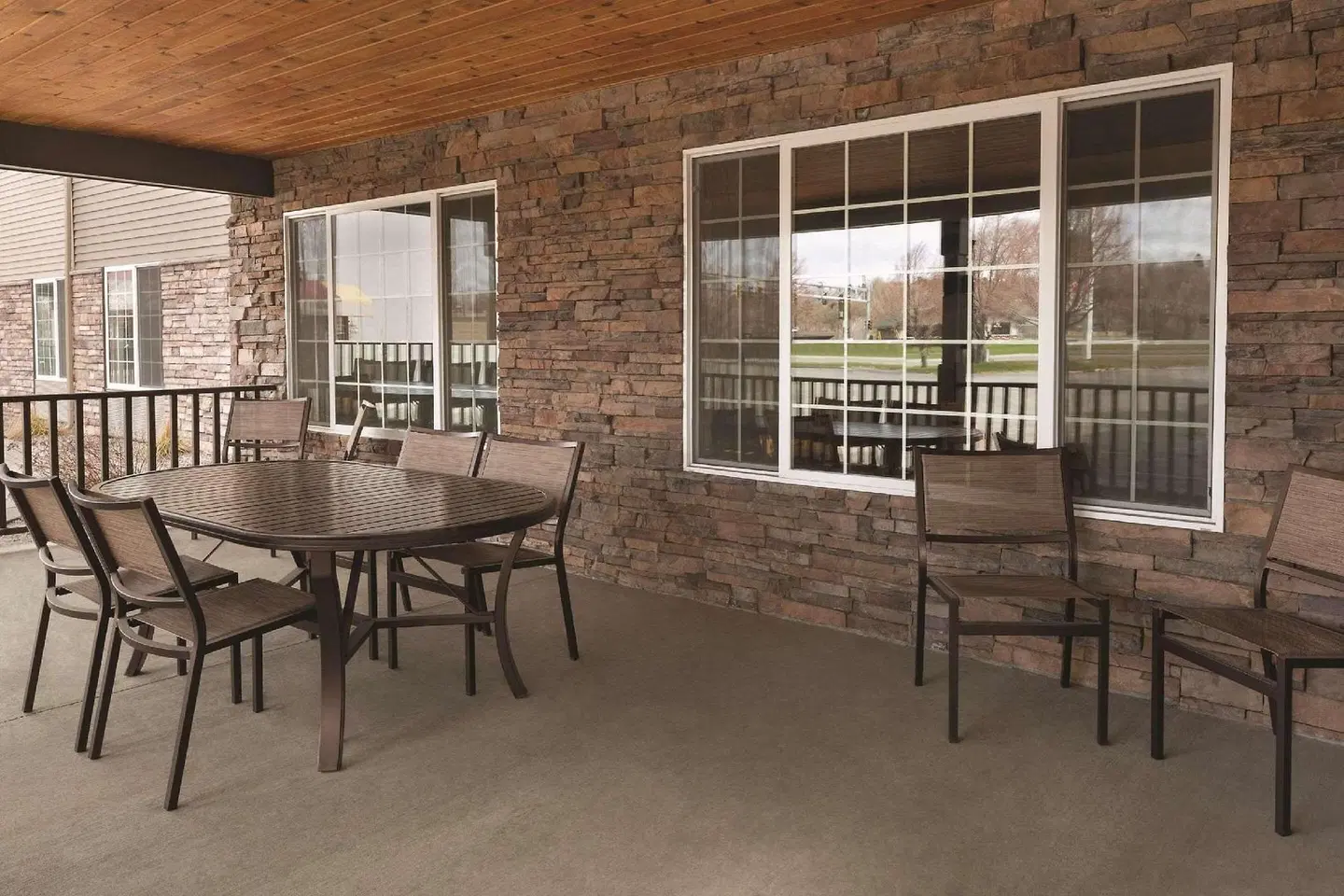 Country Inn & Suites by Radisson, Billings, MT Terrasse