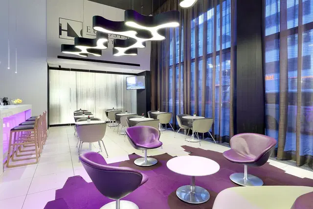 Eurostars Book Hotel Bar