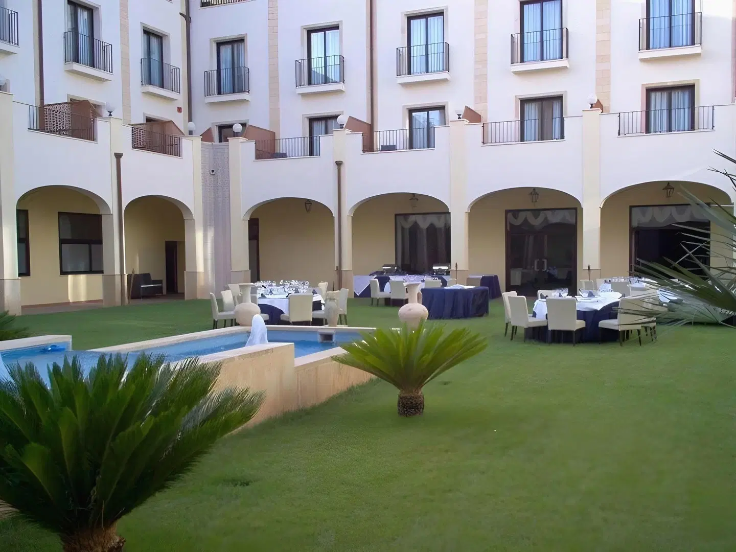 Mahara Hotel & Wellness EXTERIOR