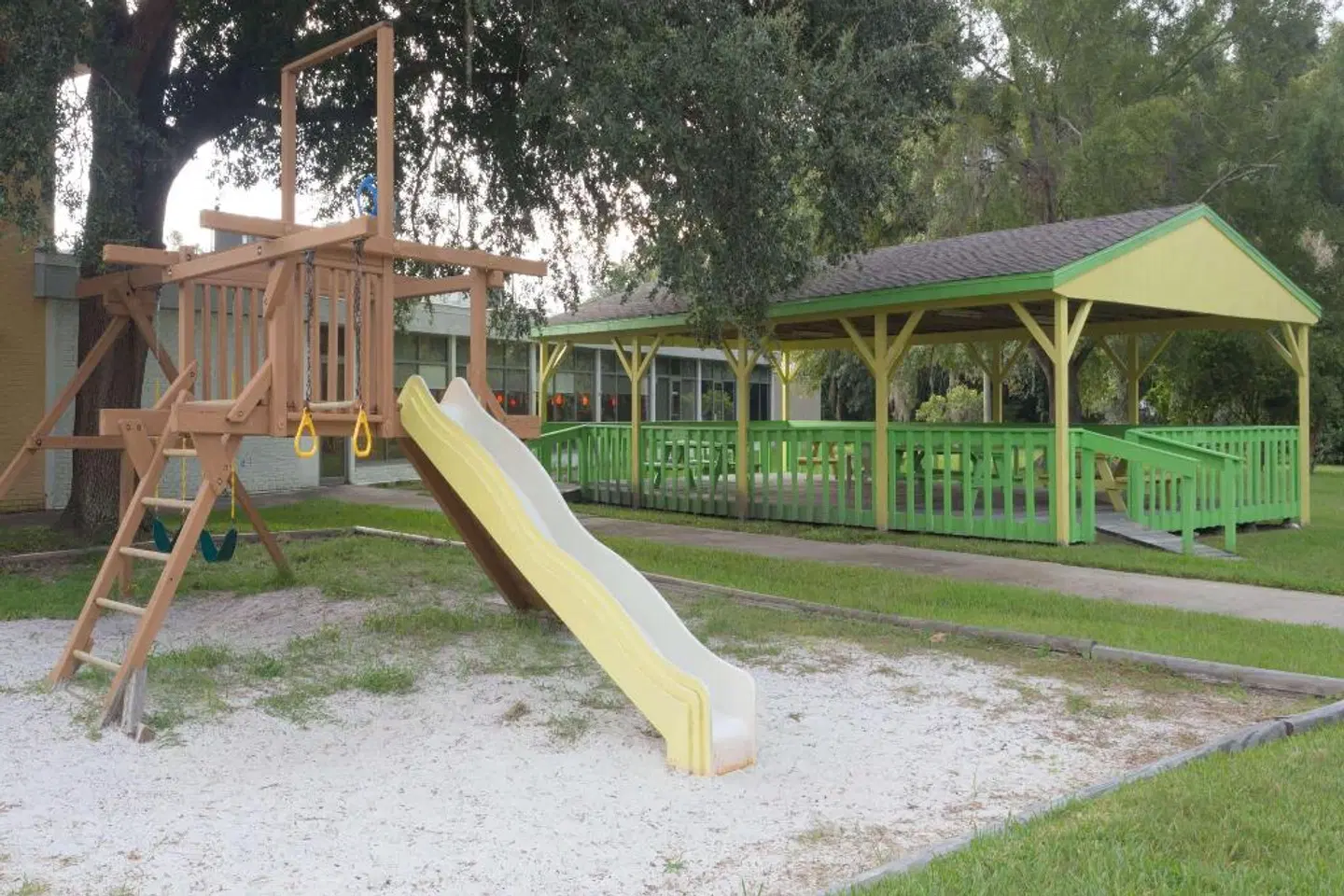 Days Inn by Wyndham Crystal River SPORTS_AND_LEISURE
