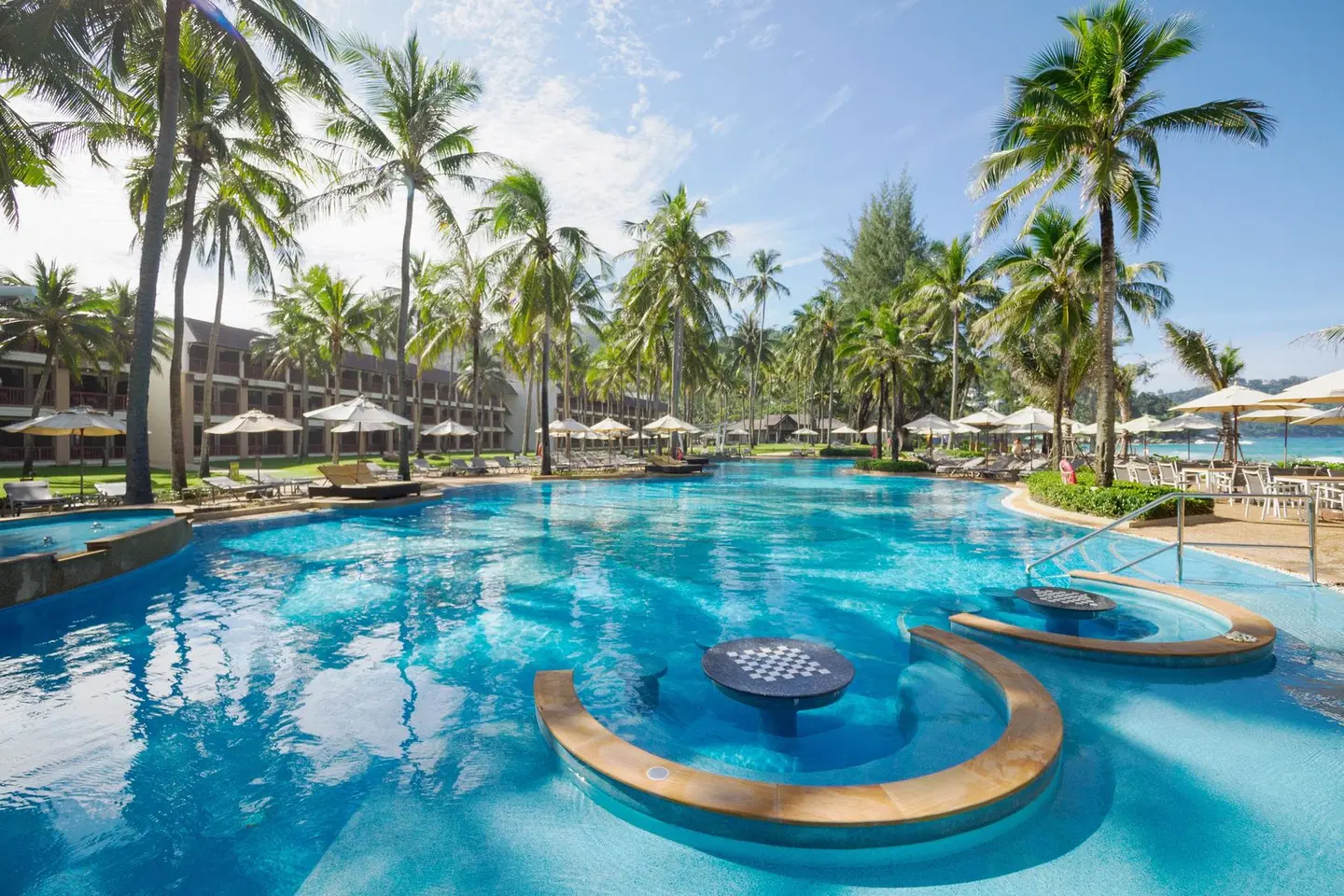 Katathani Phuket Beach Resort OUTDOOR_POOL