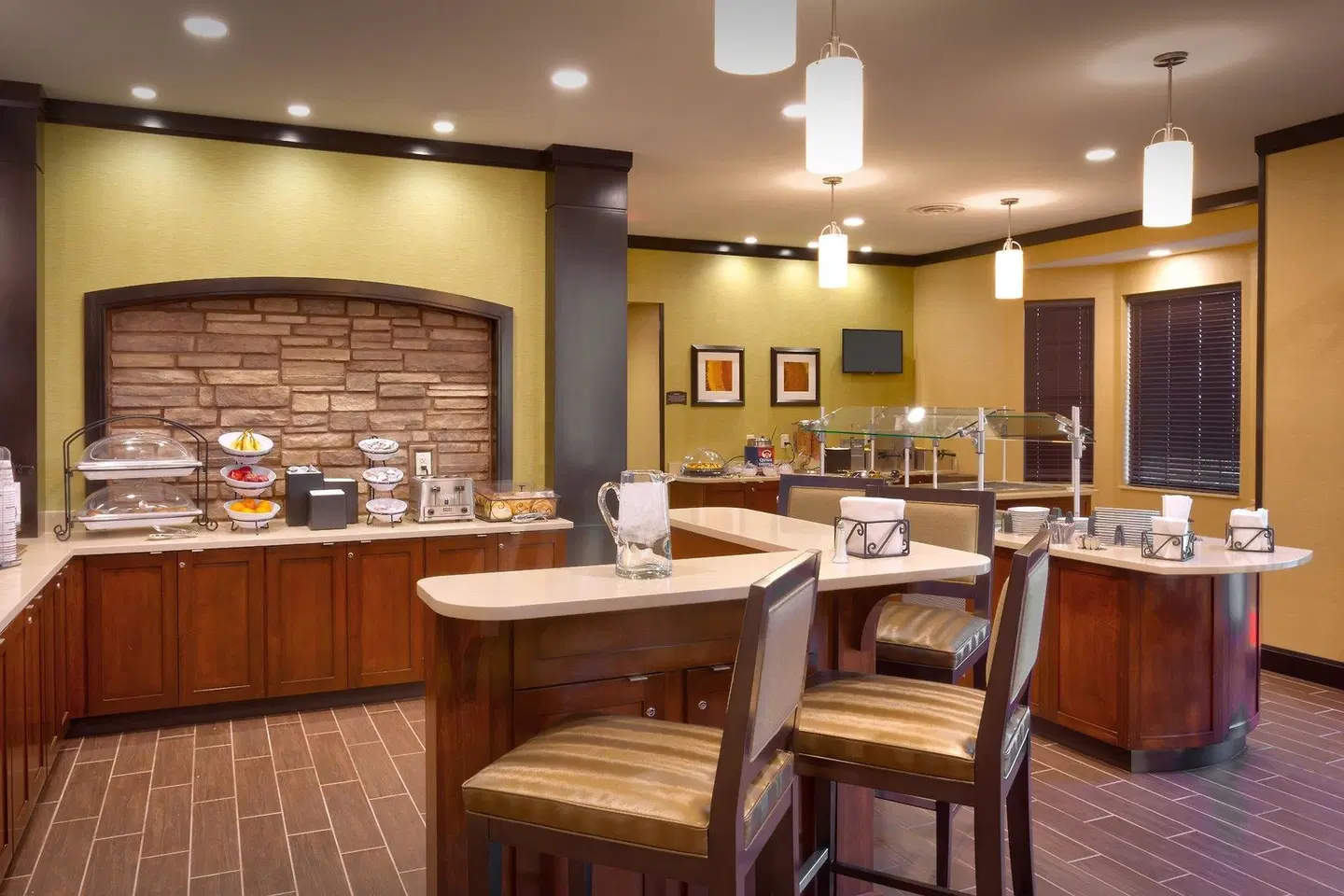 Staybridge Suites Cheyenne by IHG Restaurant