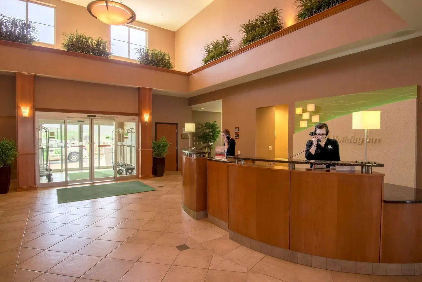 Holiday Inn Casper East - Medical Center by IHG LOUNGE_LOBBY