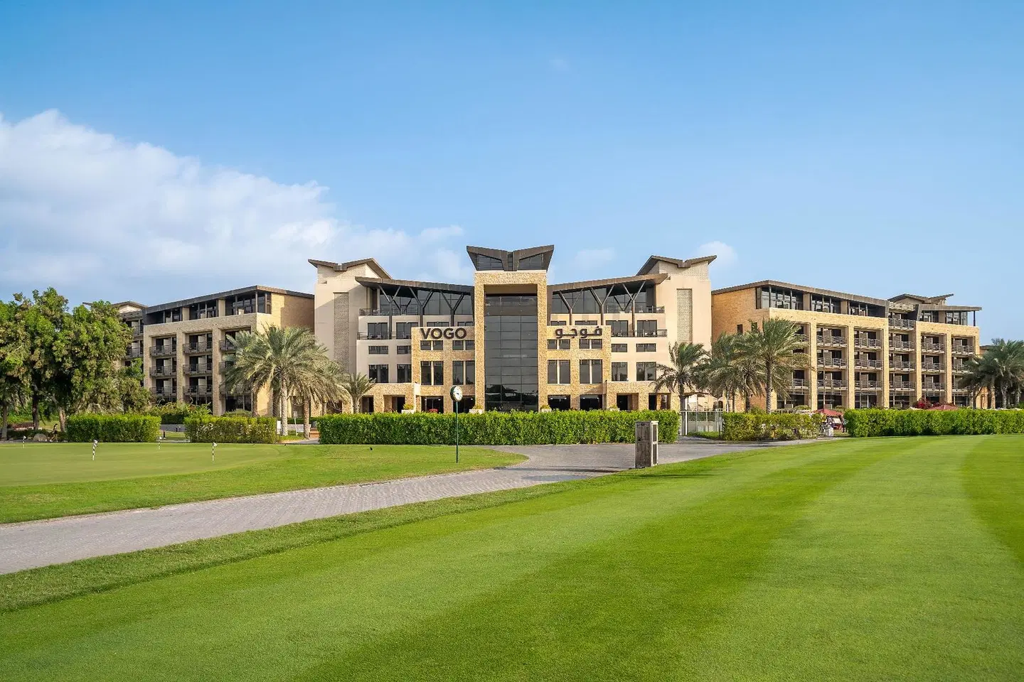 VOGO Abu Dhabi Golf Resort & Spa EXTERIOR