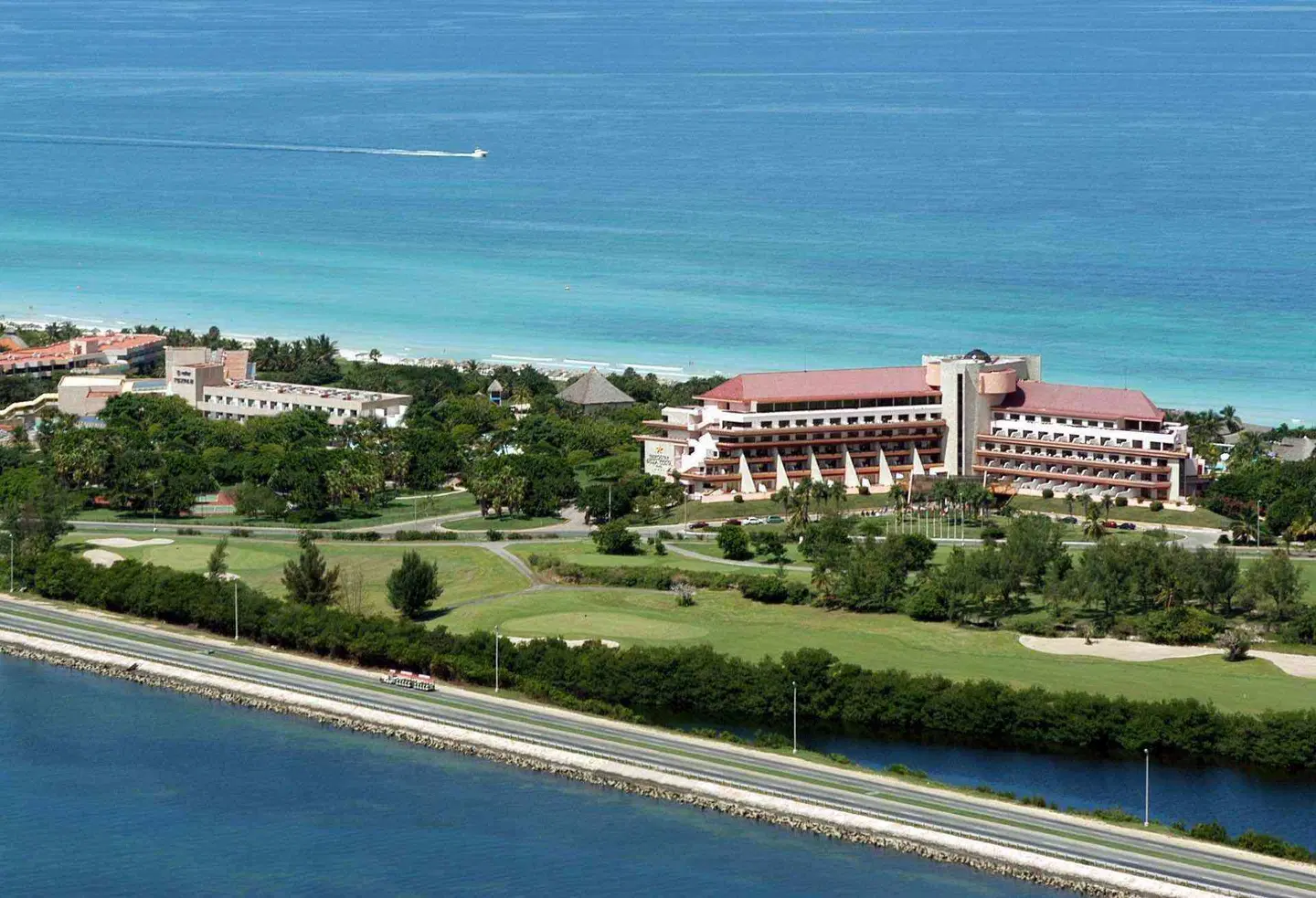 Hotel Bella Costa EXTERIOR