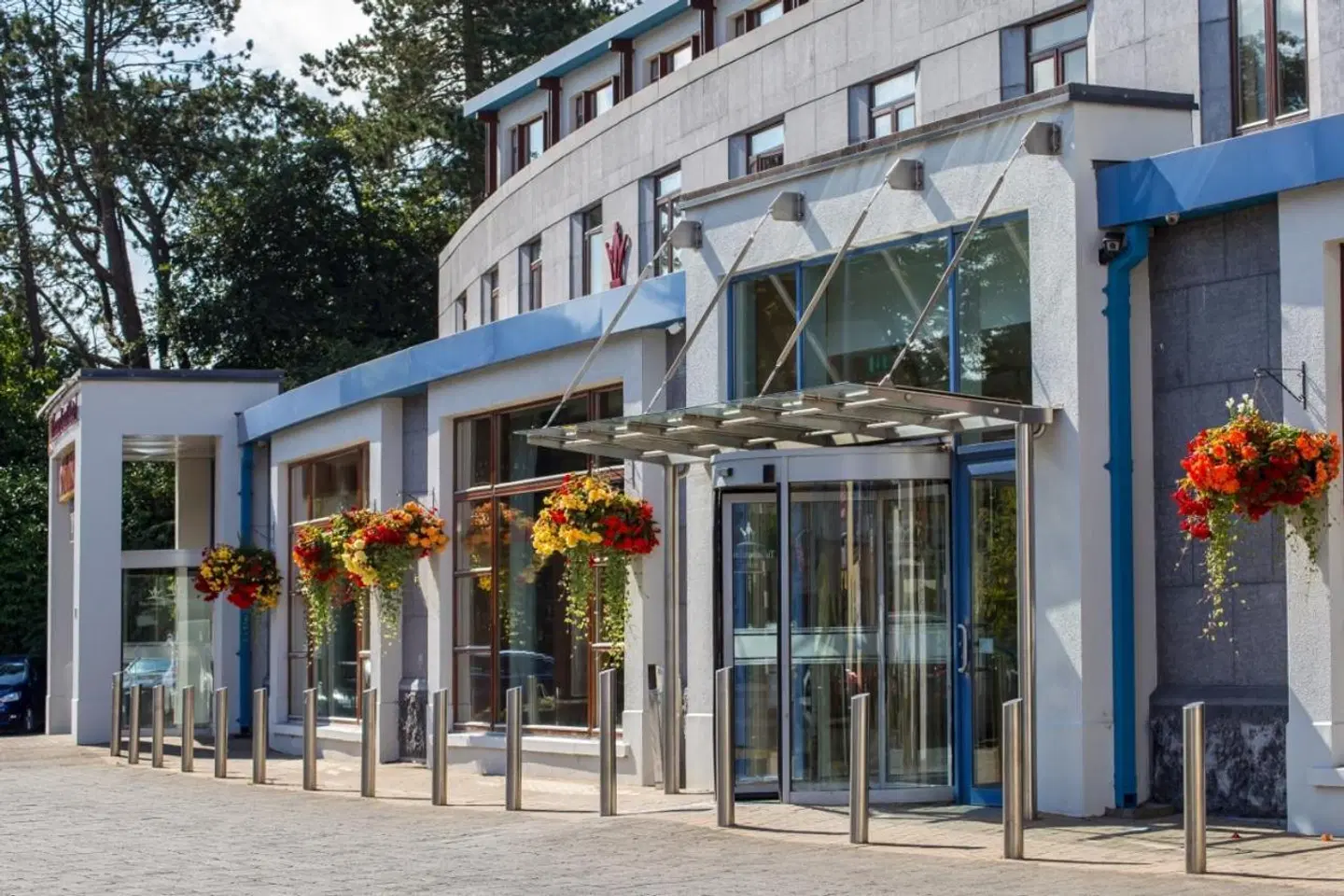 Tullamore Court EXTERIOR