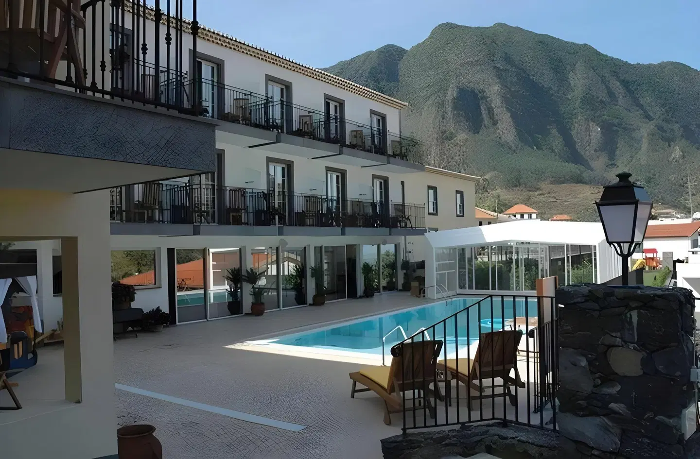 TRYP by Wyndham Halle OUTDOOR_POOL