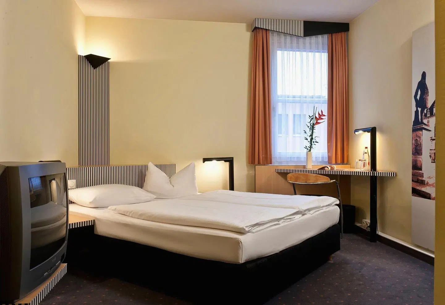 TRYP by Wyndham Halle ROOM_EXAMPLE