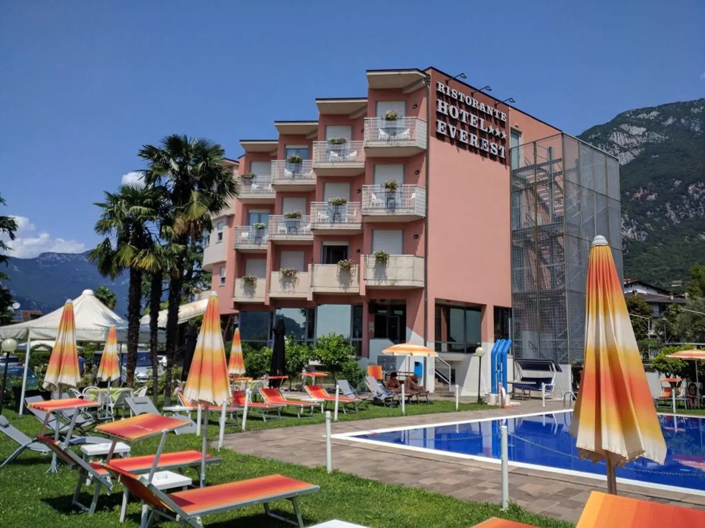 Hotel Everest Arco EXTERIOR