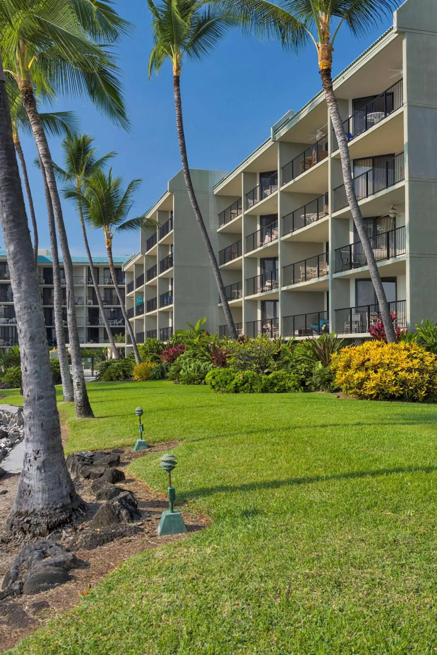 Aston Kona By The Sea EXTERIOR