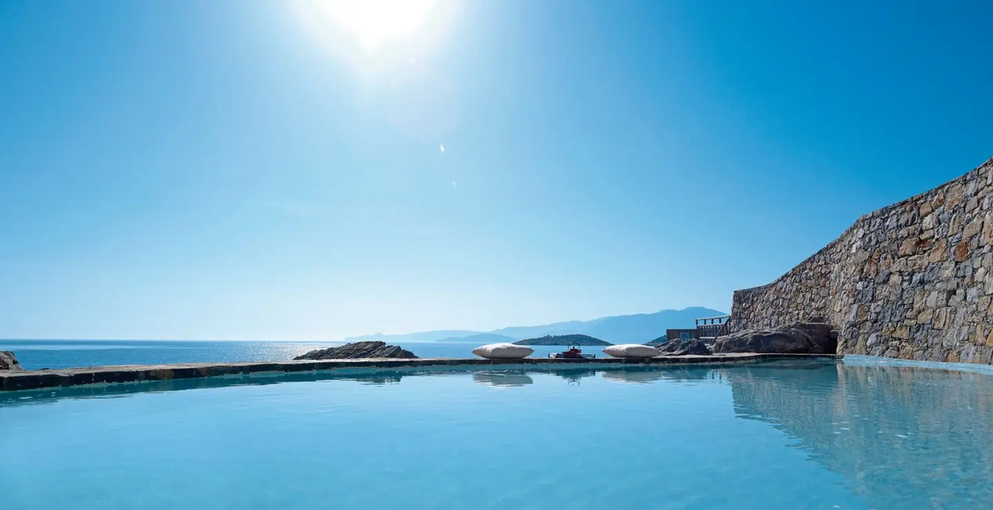 St. Nicolas Bay Resort Hotel & Villas Strand