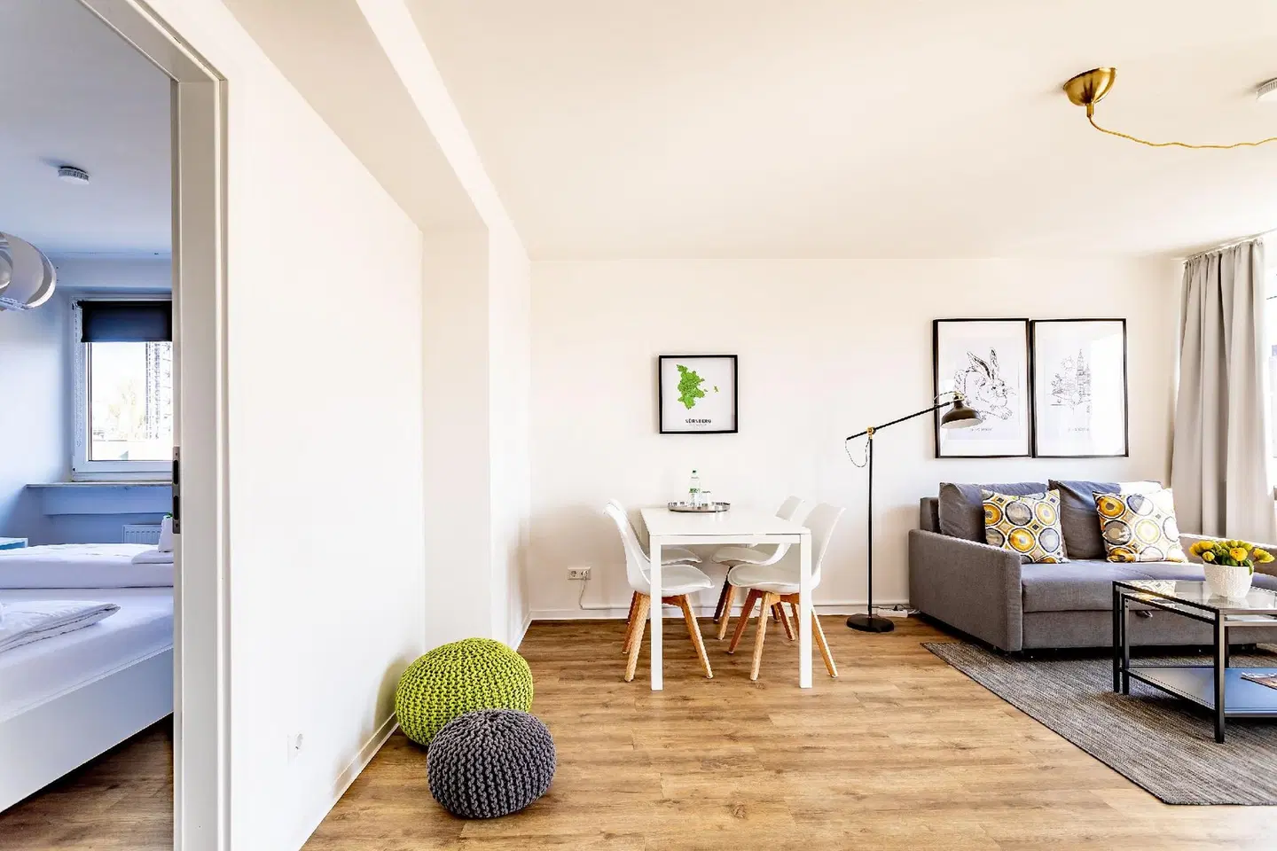 StayS Apartments ROOM_EXAMPLE