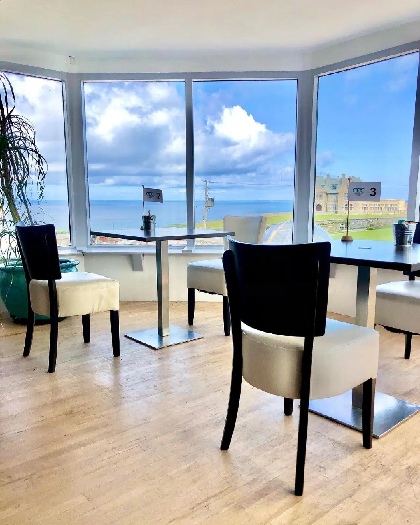 Cape Cornwall Club Konferenz