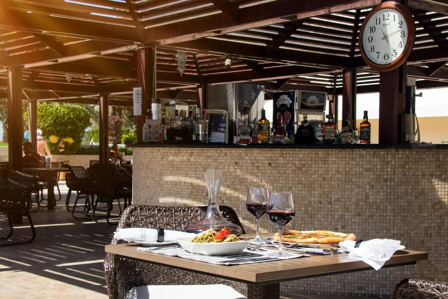 BM Beach Hotel Restaurant