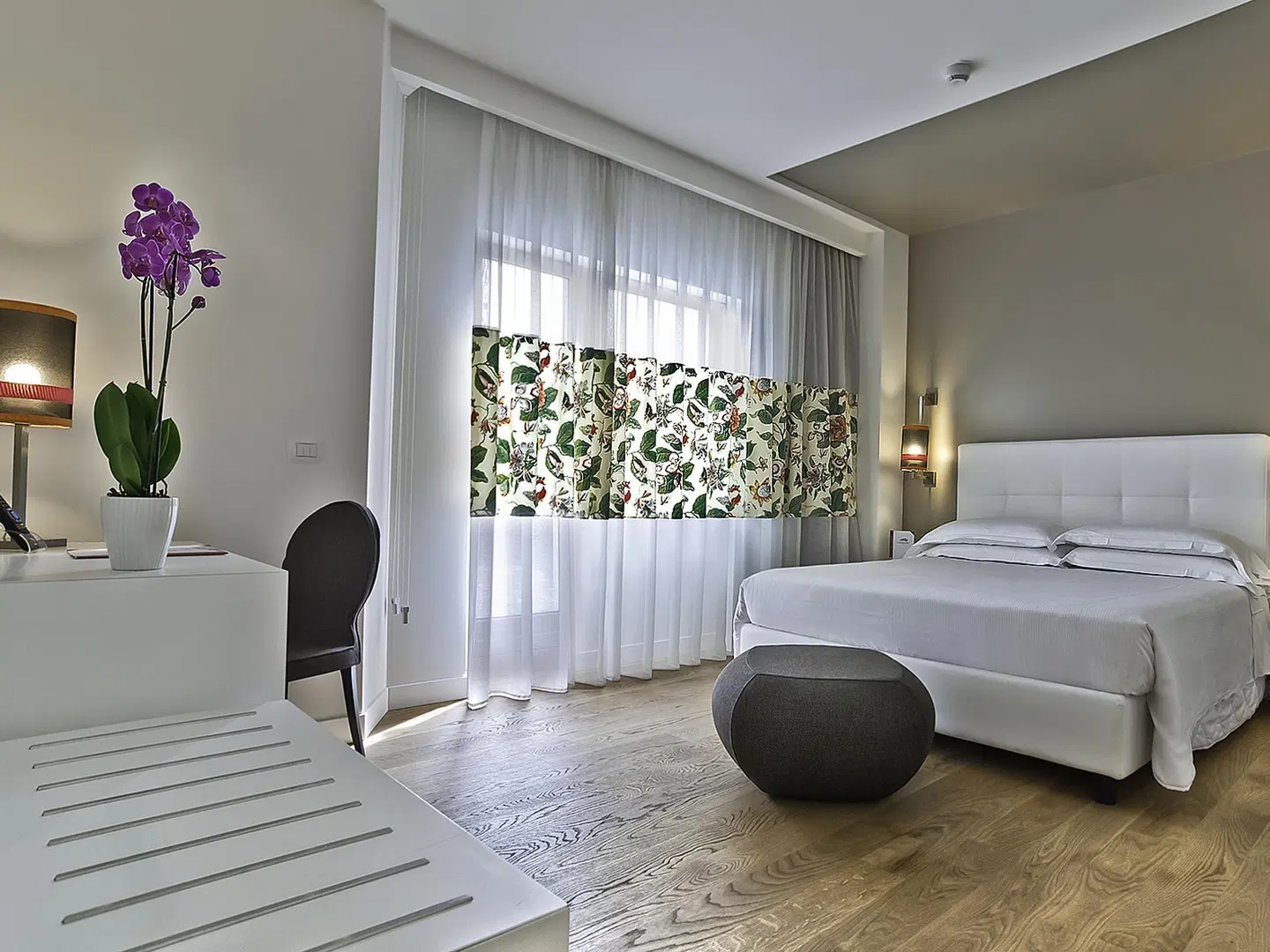 Caravel ROOM_EXAMPLE