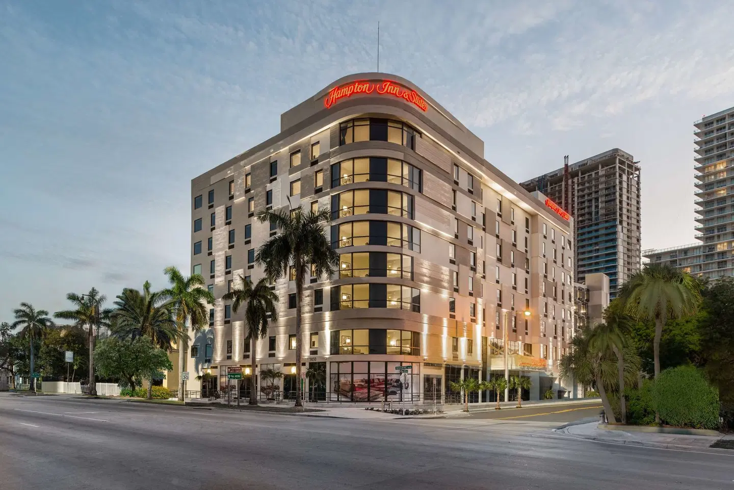 Hampton Inn & Suites Miami Wynwood Design District EXTERIOR