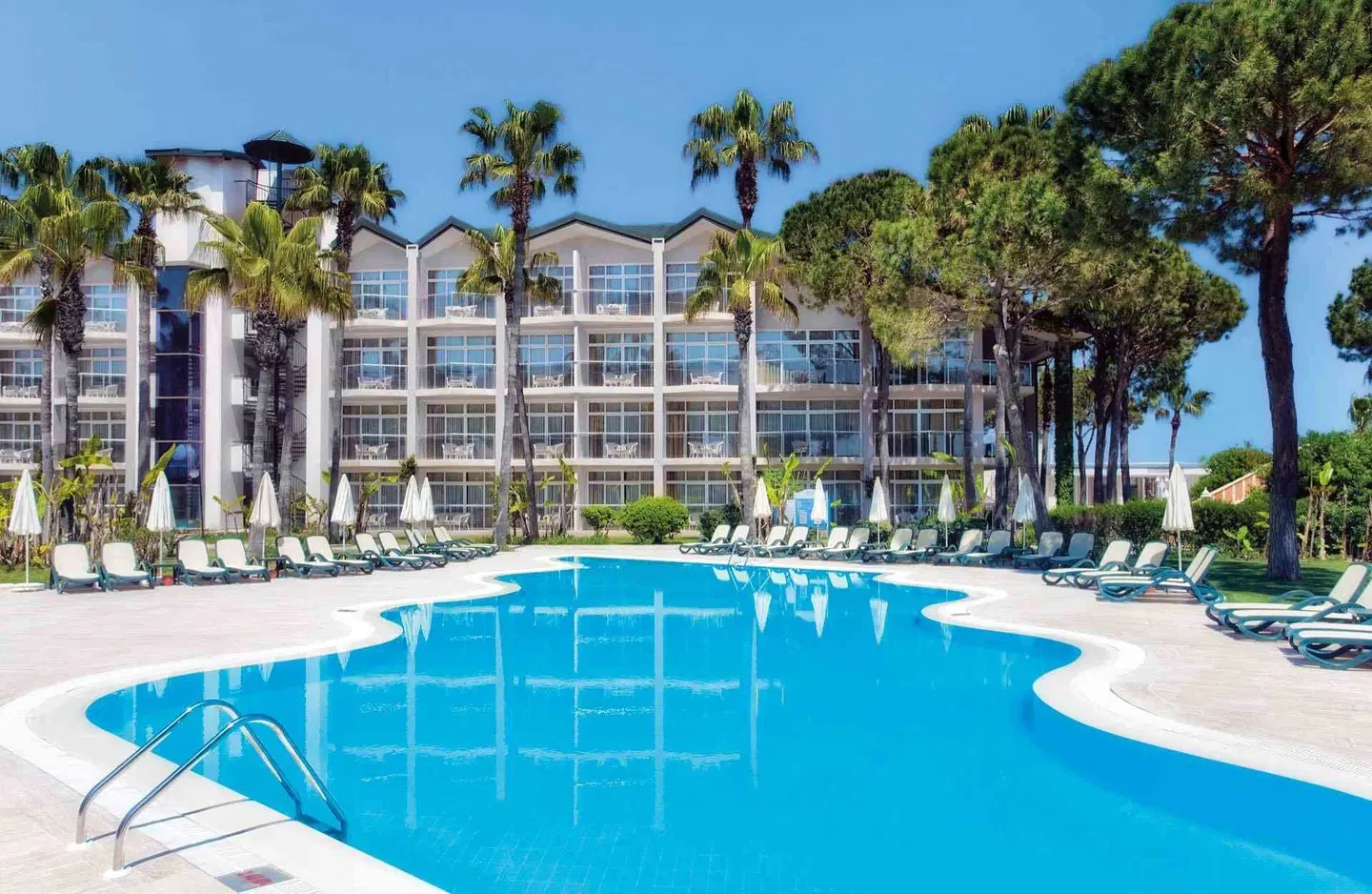 Dobedan World Palace OUTDOOR_POOL