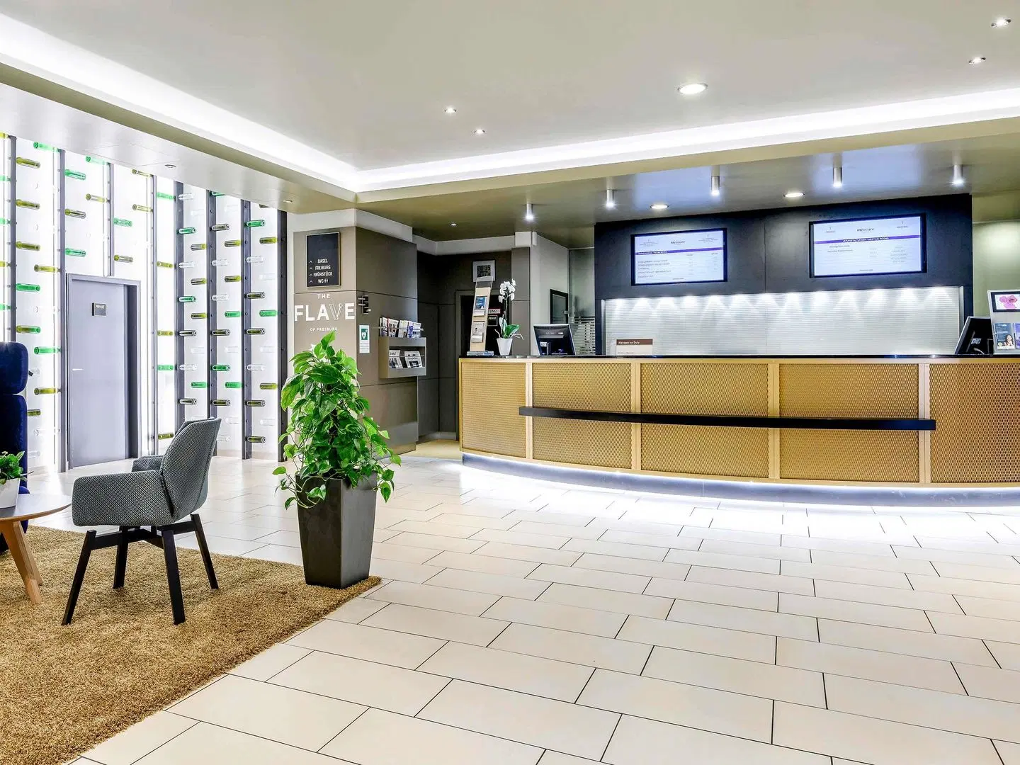 Mercure Freiburg Am Muenster LOUNGE_LOBBY