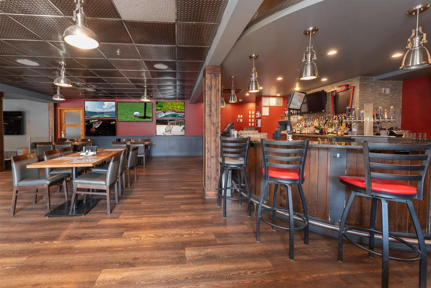 Prestige Hudson Bay Lodge Bar