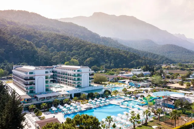 Dosinia Luxury Resort EXTERIOR