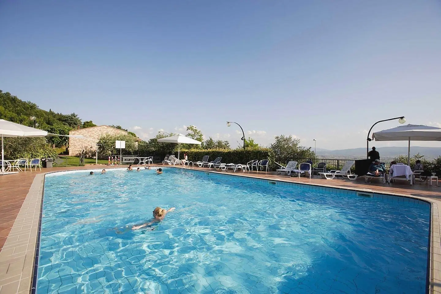 La Terrazza OUTDOOR_POOL