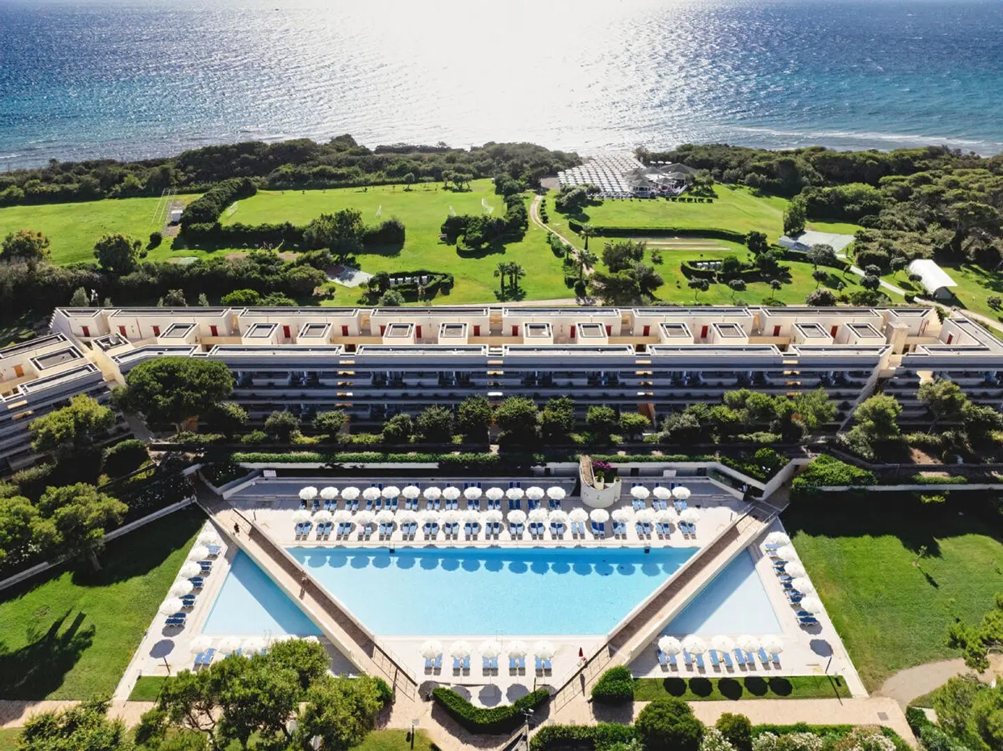 VOI Alimini Resort OUTDOOR_POOL