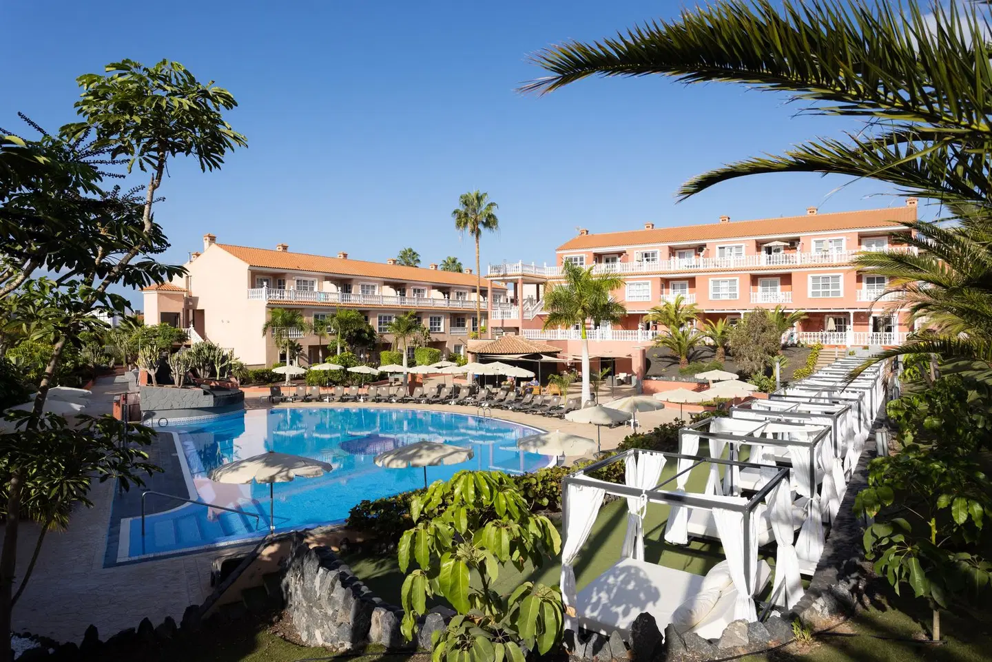 El Duque OUTDOOR_POOL