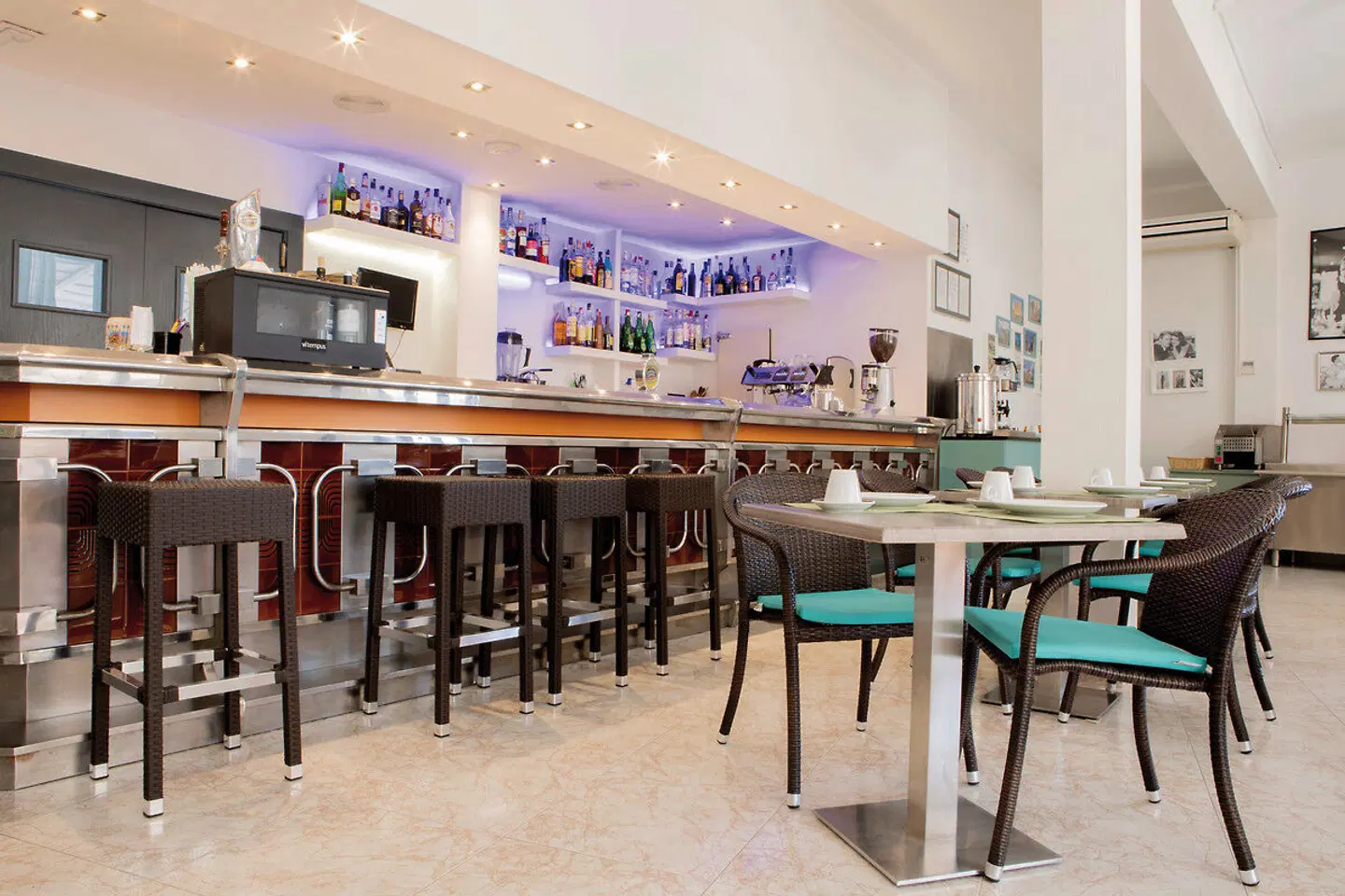 Villa Cati Hostal Bar