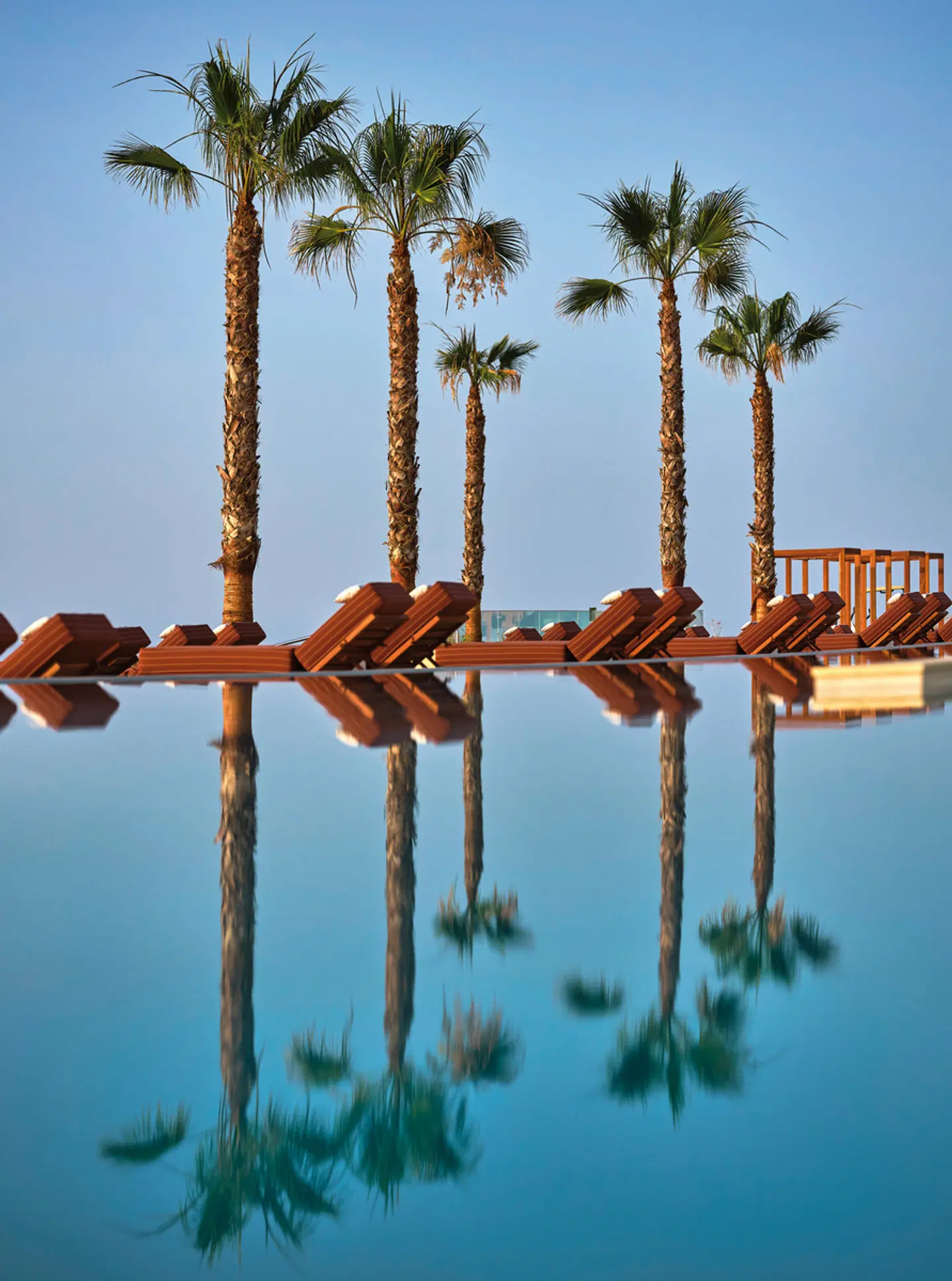 The Royal Senses Resort & Spa, Curio Collection by Hilton Strand