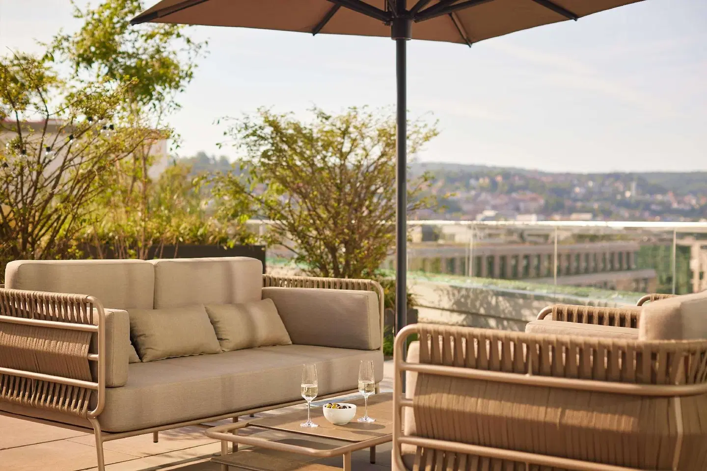 Adina Apartment Hotel Stuttgart Terrasse