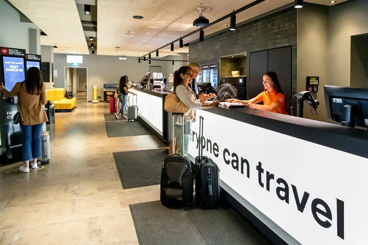 a&o Frankfurt Ostend LOUNGE_LOBBY
